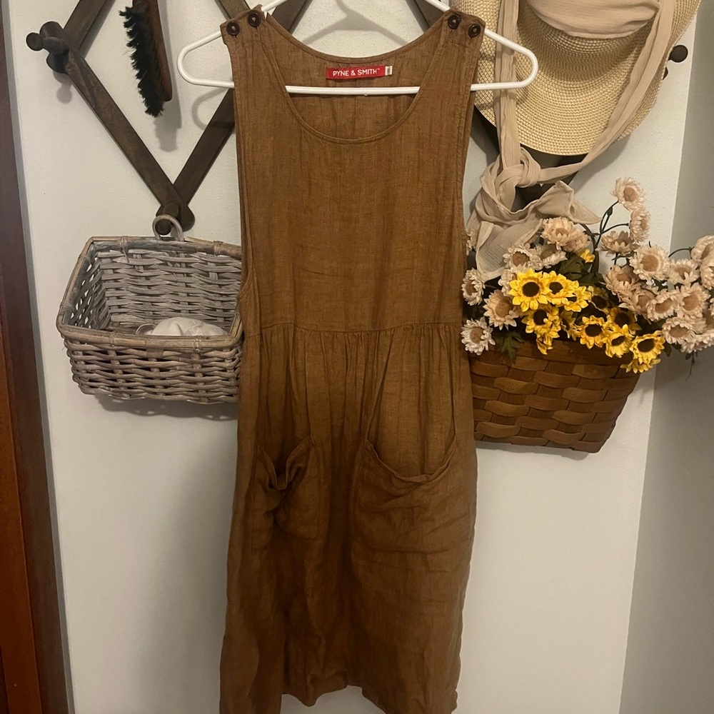 P&S xs toast pinafore